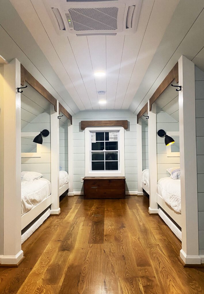 header_room_beds_interior_design